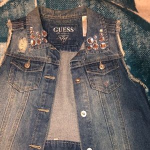 Kids size L (14) Guess Vest!